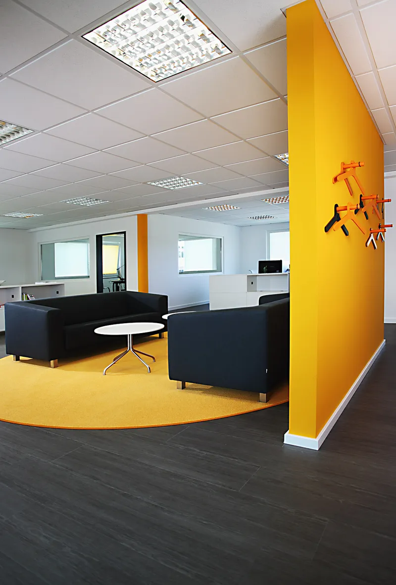 wineo Bodenbelag wineo Bodenbelag Sofa Teppich Holzoptik dunkel modern