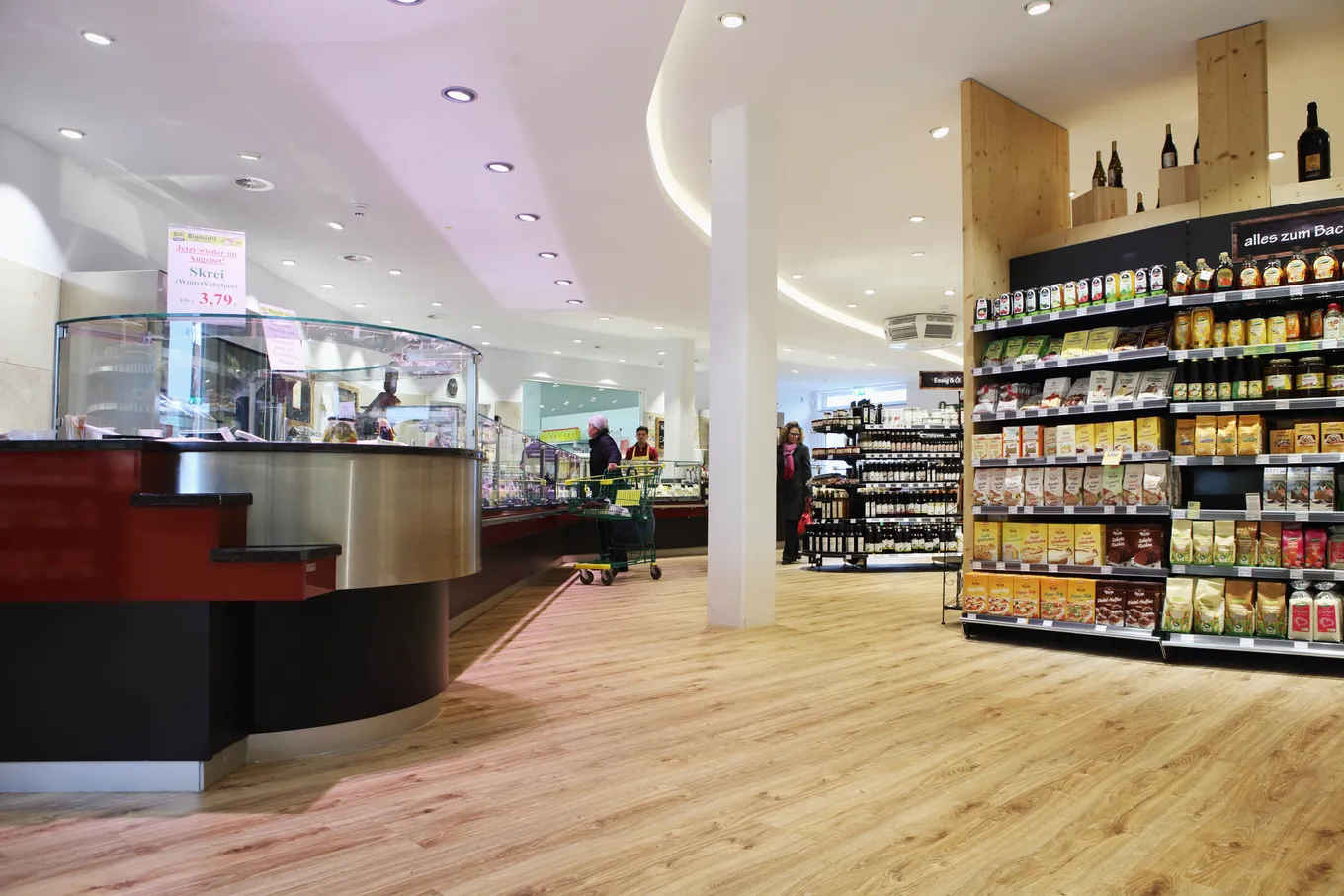 wineo Purline Bioboden Holzoptik Warenpräsentation Regal Bioladen