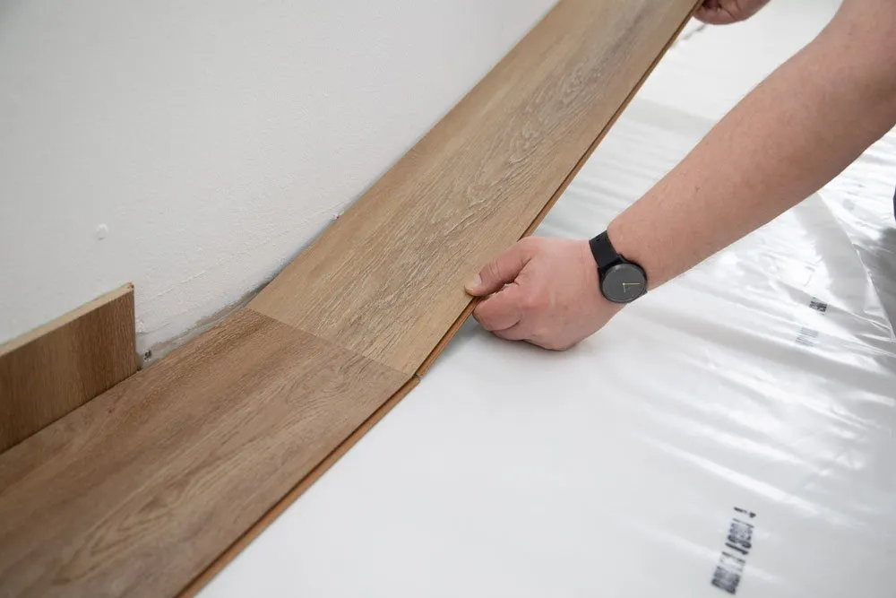 Verlegung wineo 400 Multi-Layer zum Klicken Designboden DIY Holzoptik 