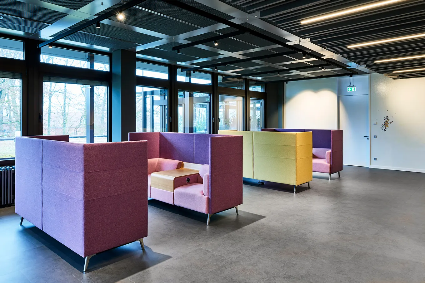 Referenzobjekt Bürogebäude Bodenbelag